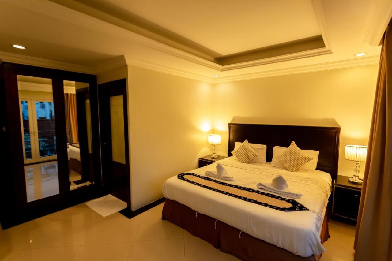 Ivory Palace Hotel パッタヤー エクステリア 写真